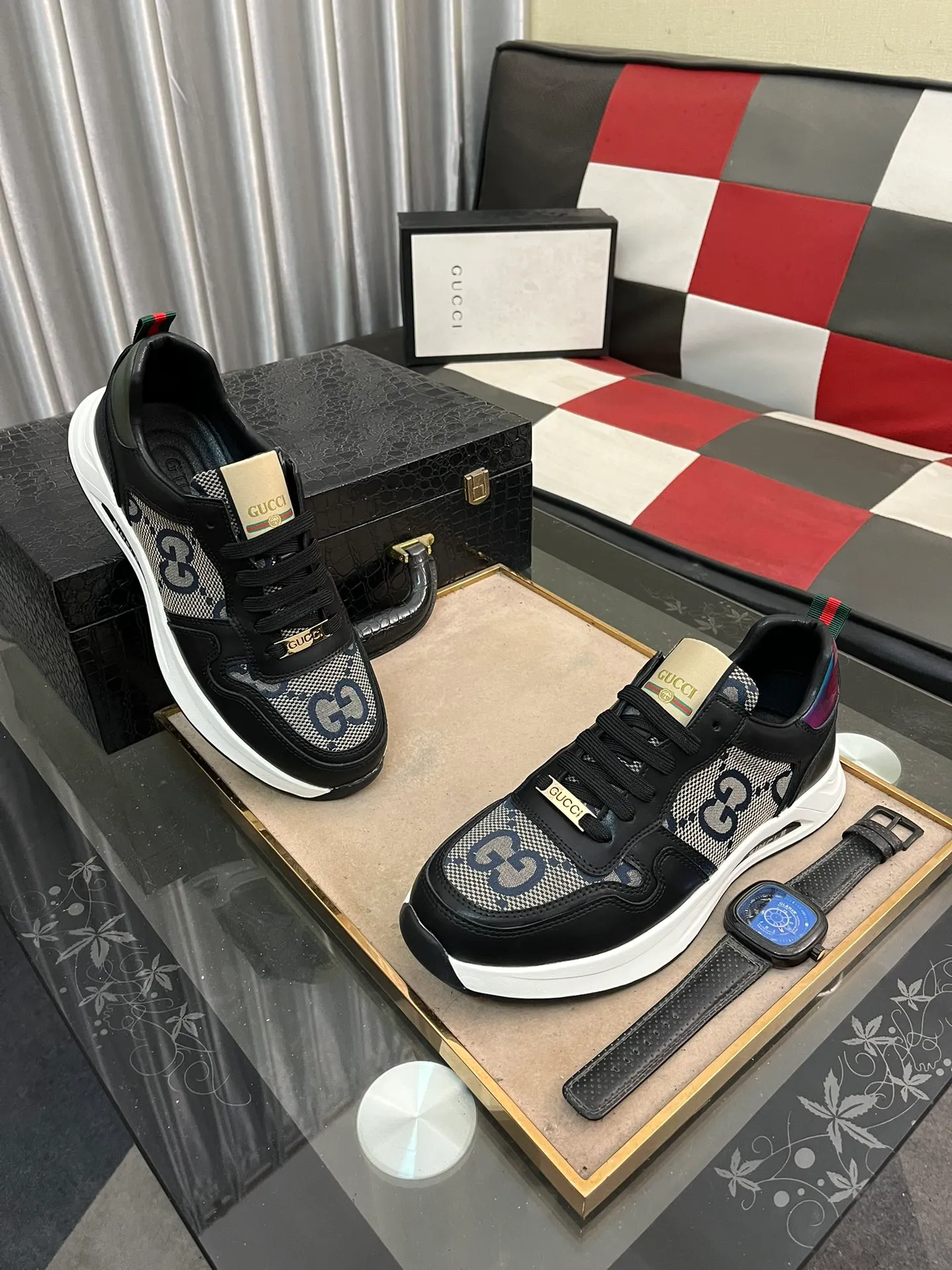Men's Men's Shoes 💰420 ⌚️⌚️[GUCCI] Gucci men's casual shoes are absolutely popular 🔥The ultimate matching item for trendy men! Irresistible charm of super texture, the main recommendation, the upper is made of high-quality cowhide + breathable fabric, sheepskin feet, wear-resistant rubber sole, noble and elegant! Extremely comfortable🎁🎁You can be as handsome as you want💪 Size: 38-44!